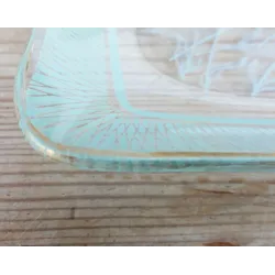 Glazen cakeschaal met mintgroen motief en goud kleurig randje