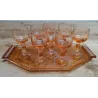 Vintage roze glazen dienblaadje
