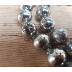 Oude kerstslinger,1,5 cm zilverkleurige glazen balletjes, 2,20 mtr