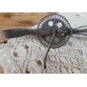 Oude Franse brocante verweerde slagroom klopper