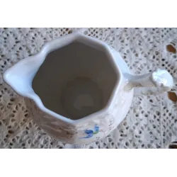 Handbeschilderd Frans brocante melkkannetje met bloemetjes
