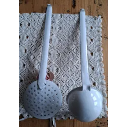 Wit emaille schuimspaan + soeplepel