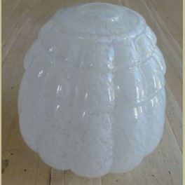 Oud Frans wit gewolkt glazen lampenkapje