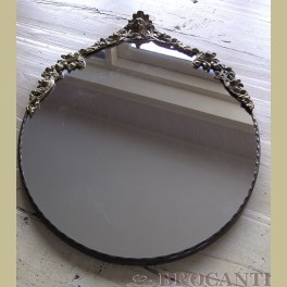 Oude brocante grote koperen ovale spiegel