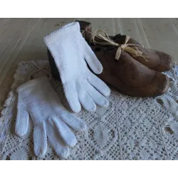 Franse brocante gebreide kinder handschoentjes