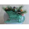 Pastel kerststukje met arreslee, mintgroen