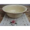 Grote brocante creme emaille vergiet met beige rand