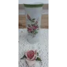 Smal vaasje met roze rozen en groene rand, Bavaria Creidlitz