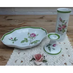 Smal vaasje met roze rozen en groene rand, Bavaria Creidlitz