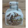 Apart vintage wit porseleinen kruikje/ beugelfles, eenden