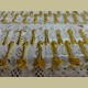 Vintage glazen cakeschaal schaal met gele figuurtjes