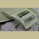 Frans plat lichtgeel emaille pannetje met 1 greep, 19,6 cm