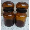 2 Vintage bruine glazen apothekerspotjes